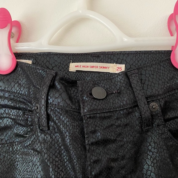 Levis Snakeskin Black Mile High Super Skinny Jeans - Picture 6 of 12